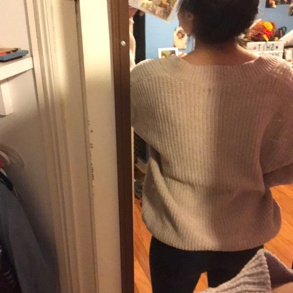 Forever 21 cream v neck cozy sweater - Picture 2 of 6